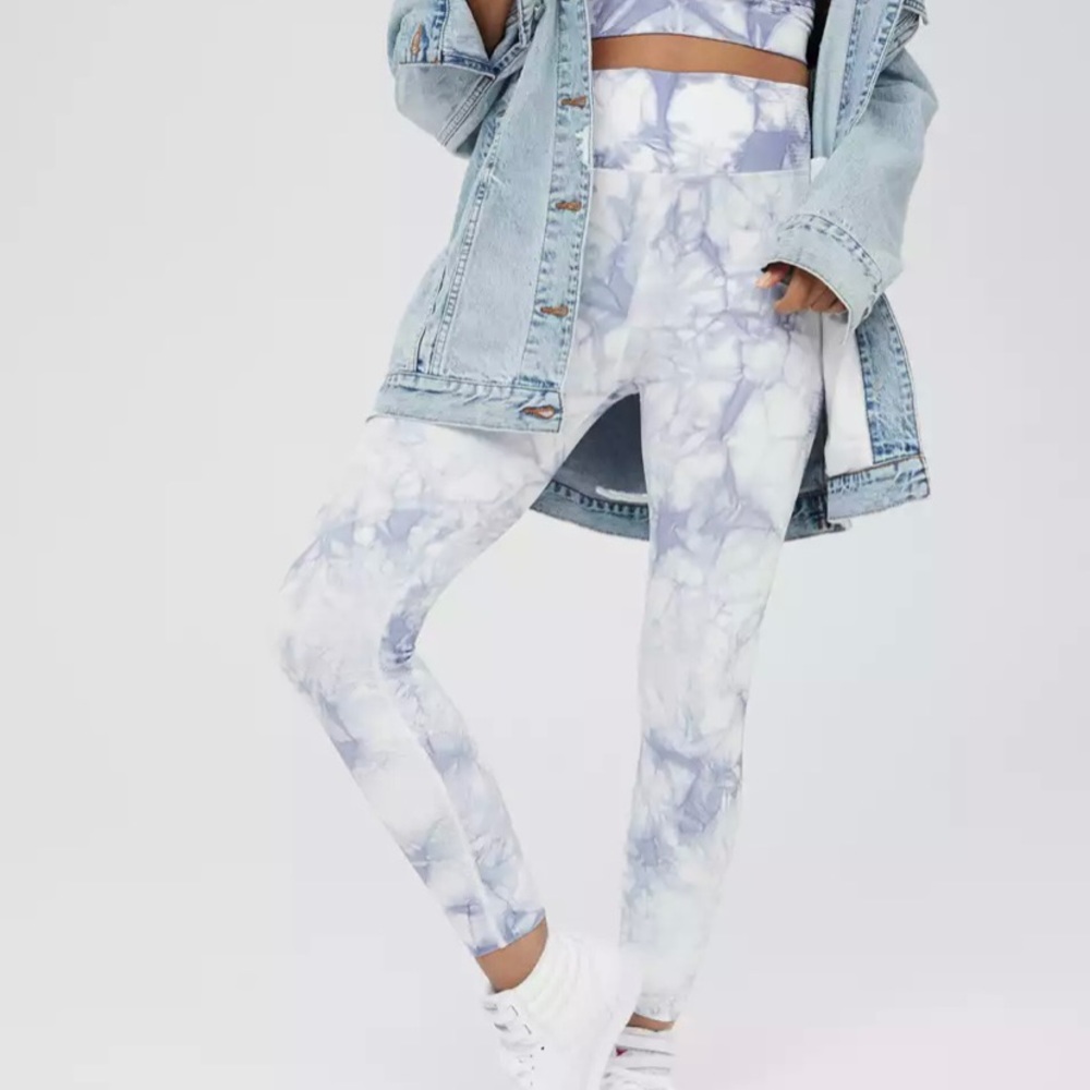Tie dye workout set xs top and bottom - Picture 2 of 3